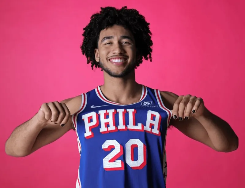 网页版登录入口-Sidery：已有数支球队致电76人，询问麦凯恩的交易可能性