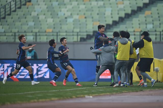 网页版登录入口-【中超总结之重庆】以悲情方式保级 未来却仍是未知